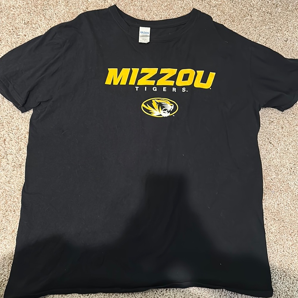 Mizzou black shirt